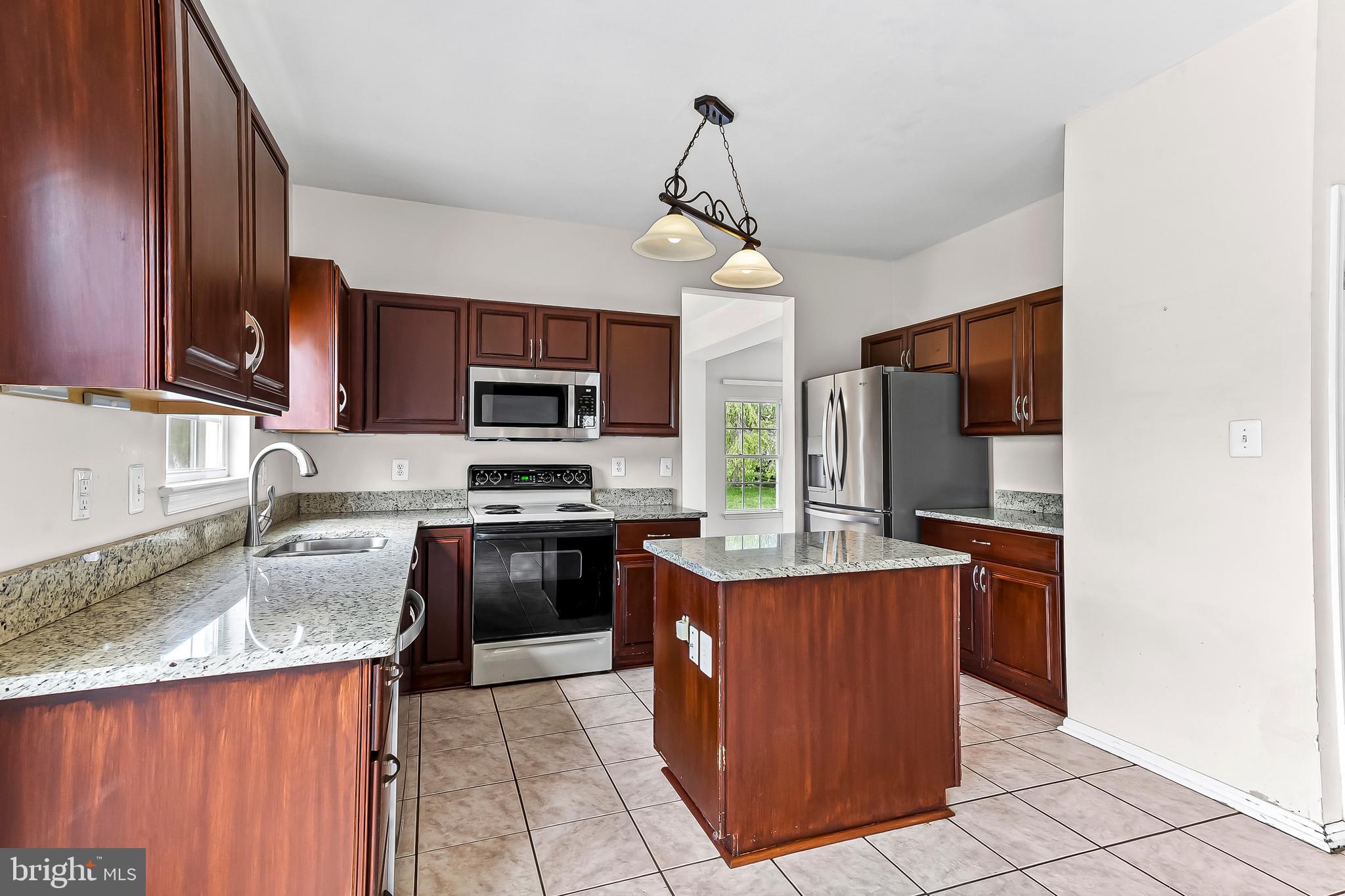 LOCKSLEY GLEN - Residential