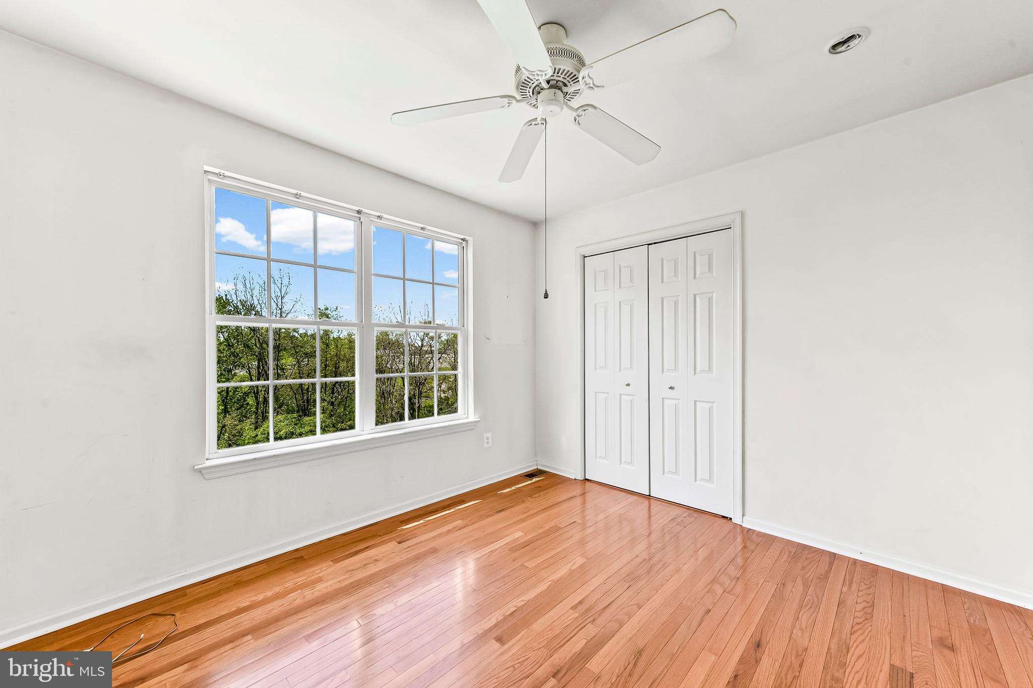 LOCKSLEY GLEN - Residential