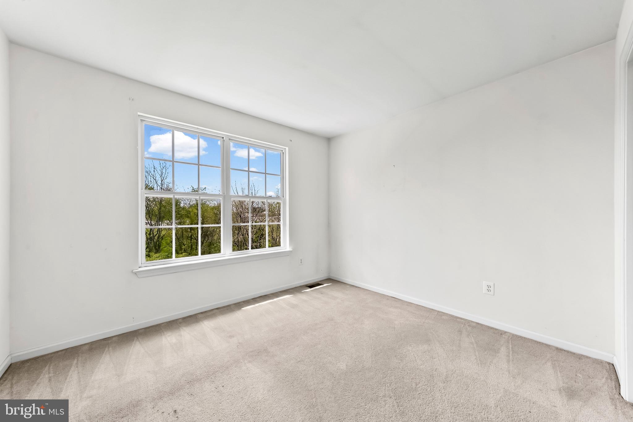 LOCKSLEY GLEN - Residential
