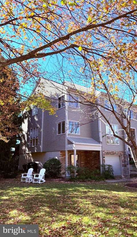 Photo of 100 Lancefield Road, BALTIMORE, MD 21209 (MLS # MDBC2179274)