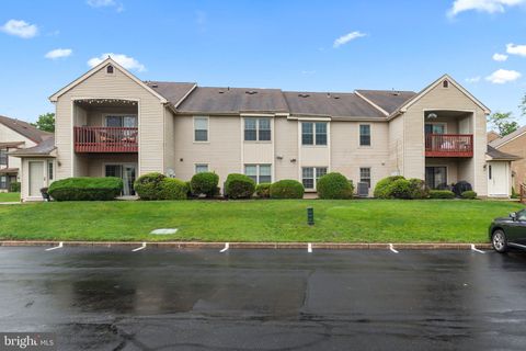 1206 BARRY COURT SOUTHAMPTON PA 18966