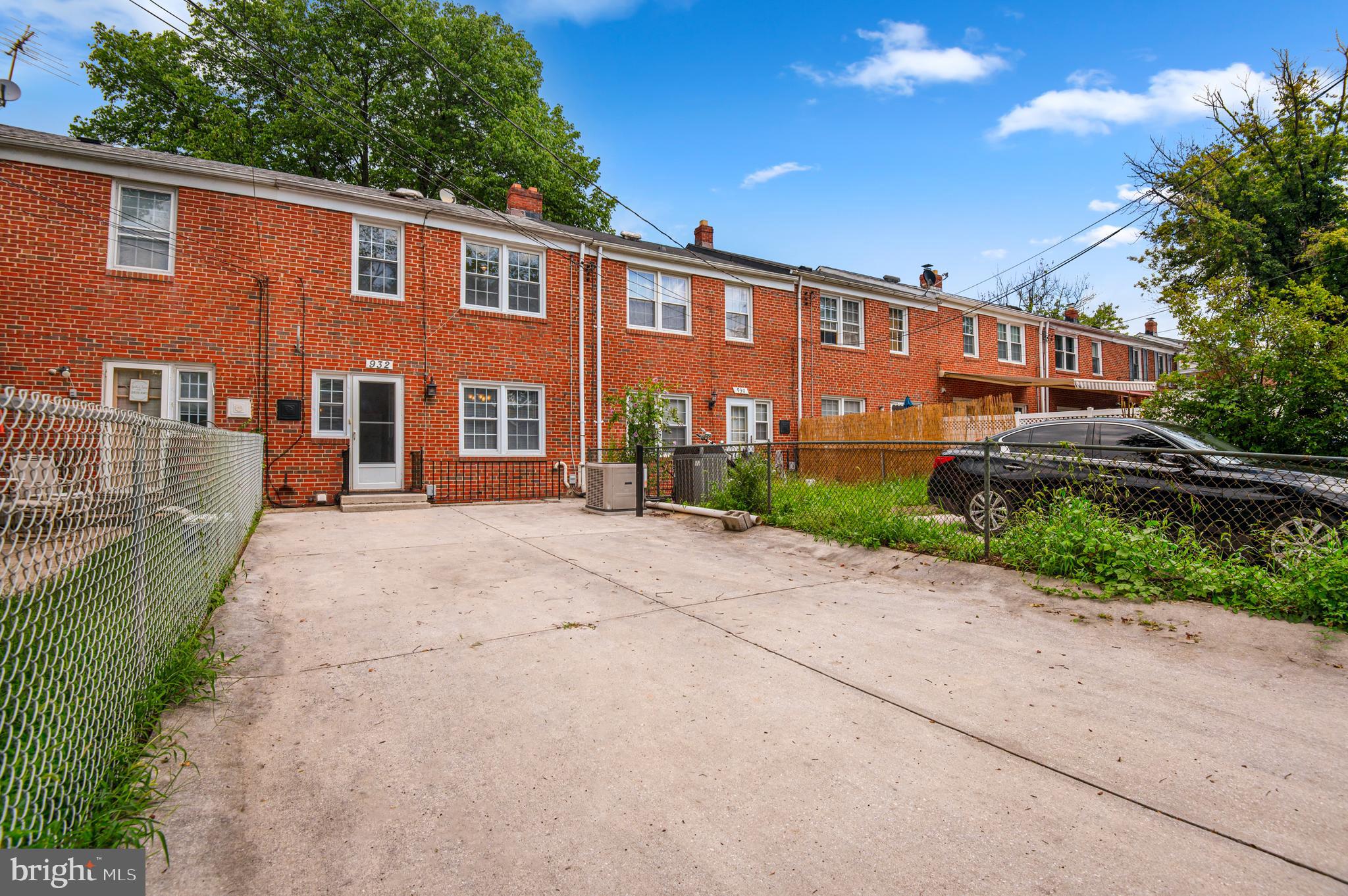 TOWSON PARK - Residential