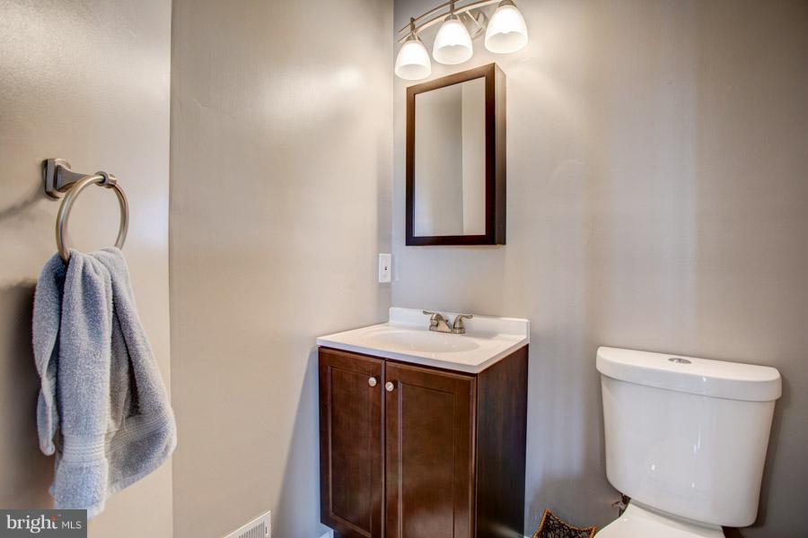 EATON SQUARE - Residential Lease