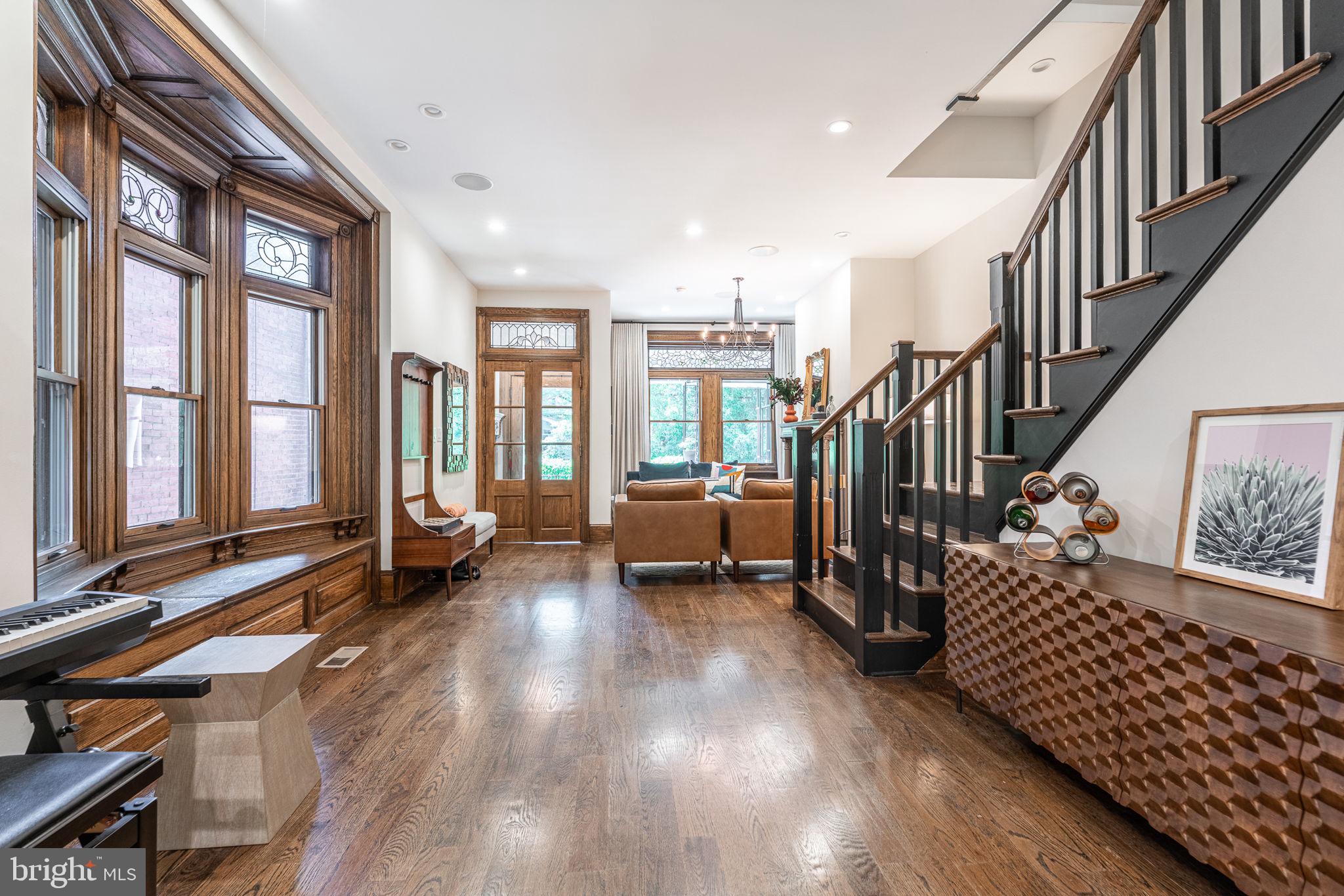 SPRUCE HILL - Residential