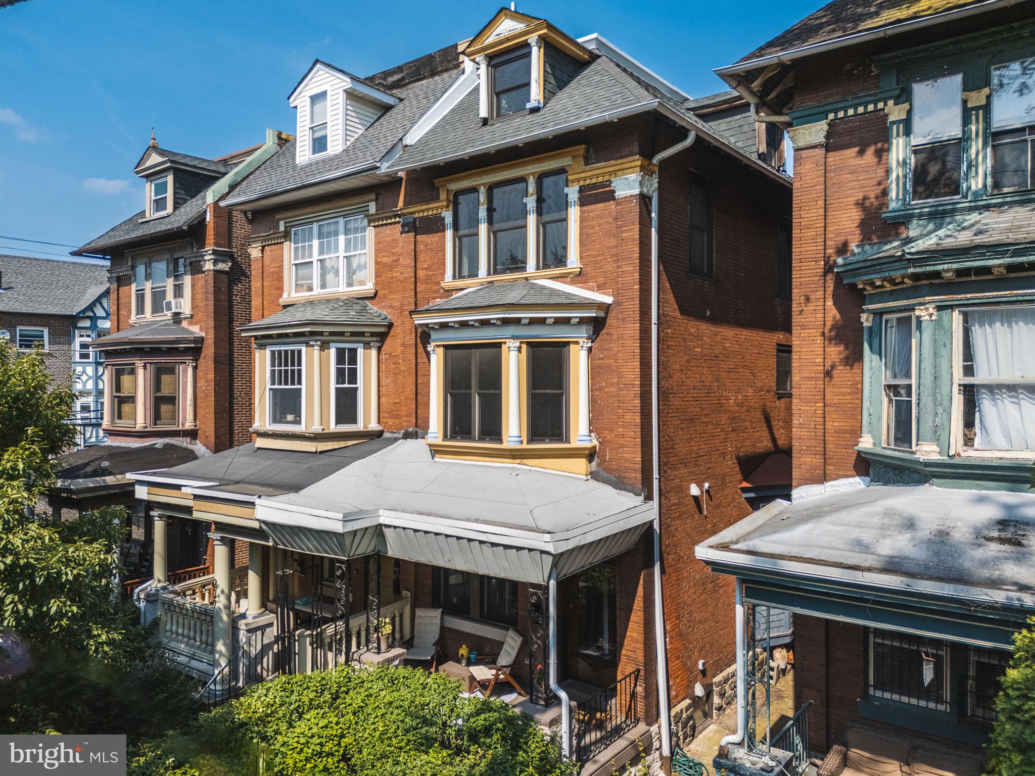 SPRUCE HILL - Residential