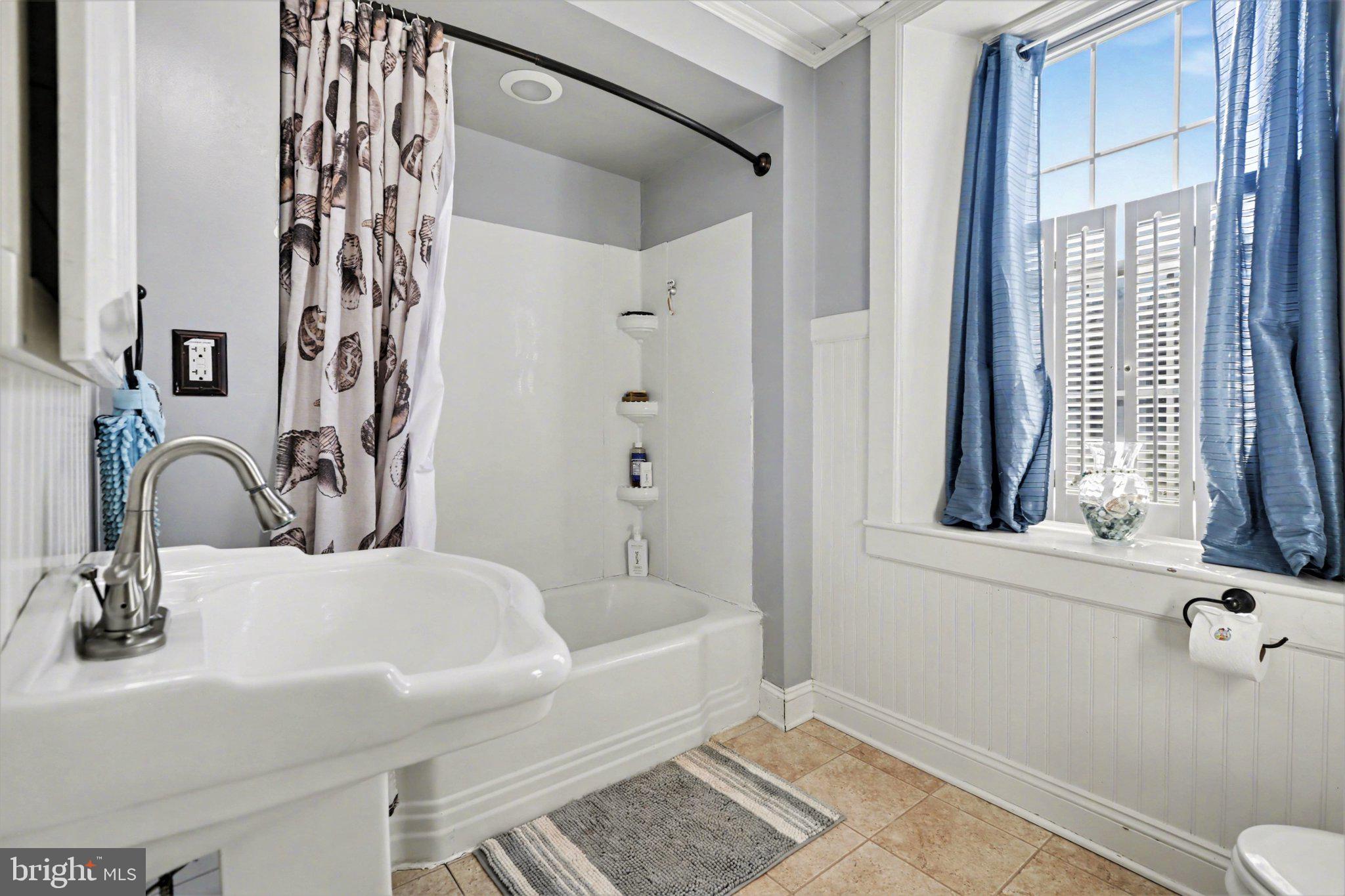 EAST BERLIN - Residential