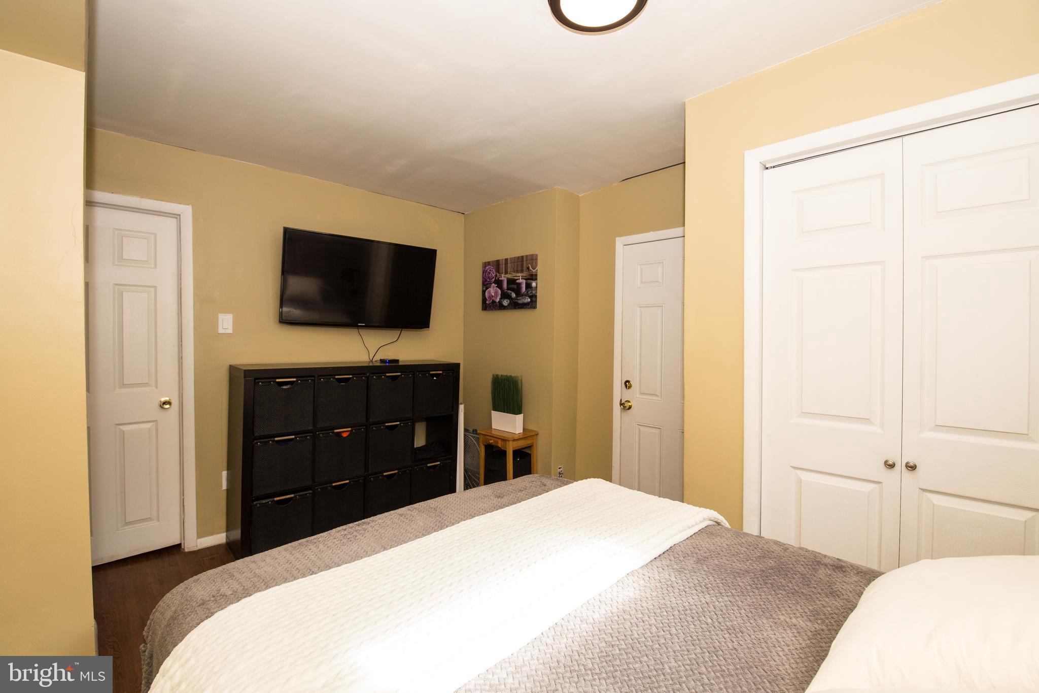 PHILADELPHIA (SOUTH) - Residential Income