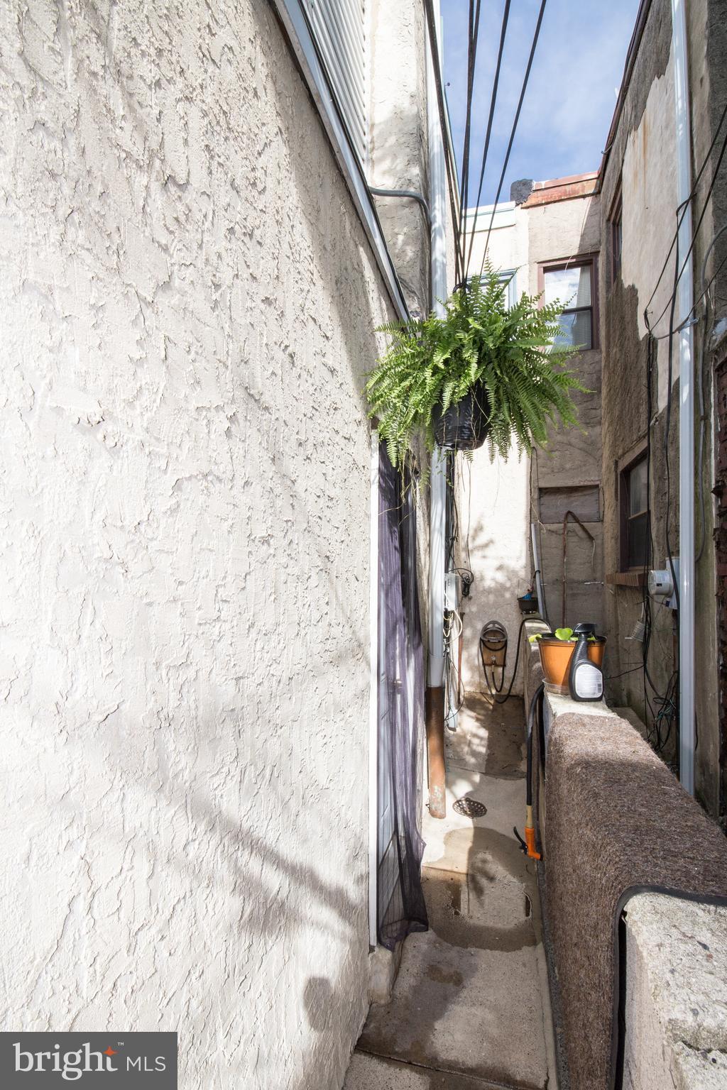 PHILADELPHIA (SOUTH) - Residential Income