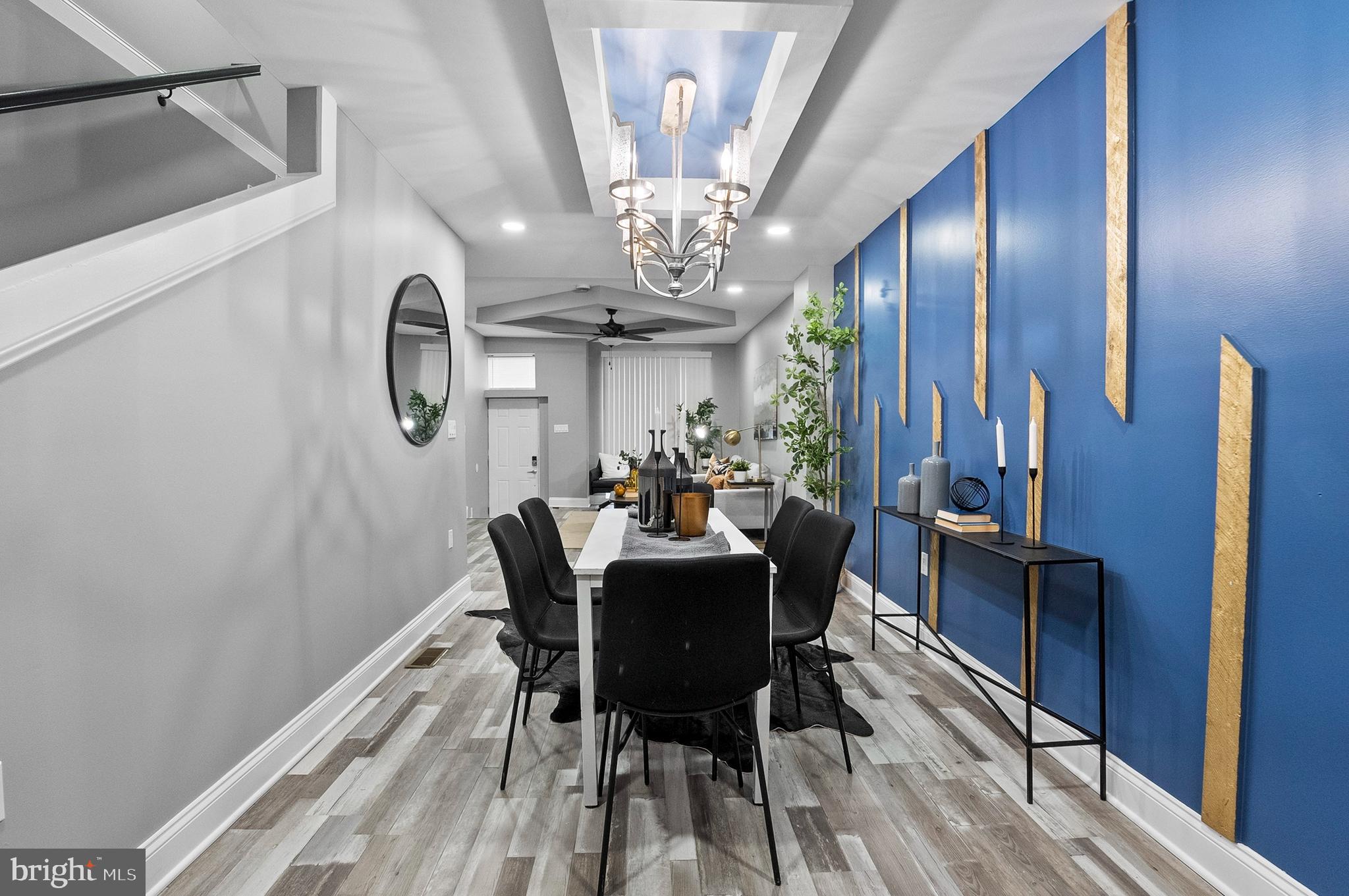 SANDTOWN-WINCHESTER - Residential