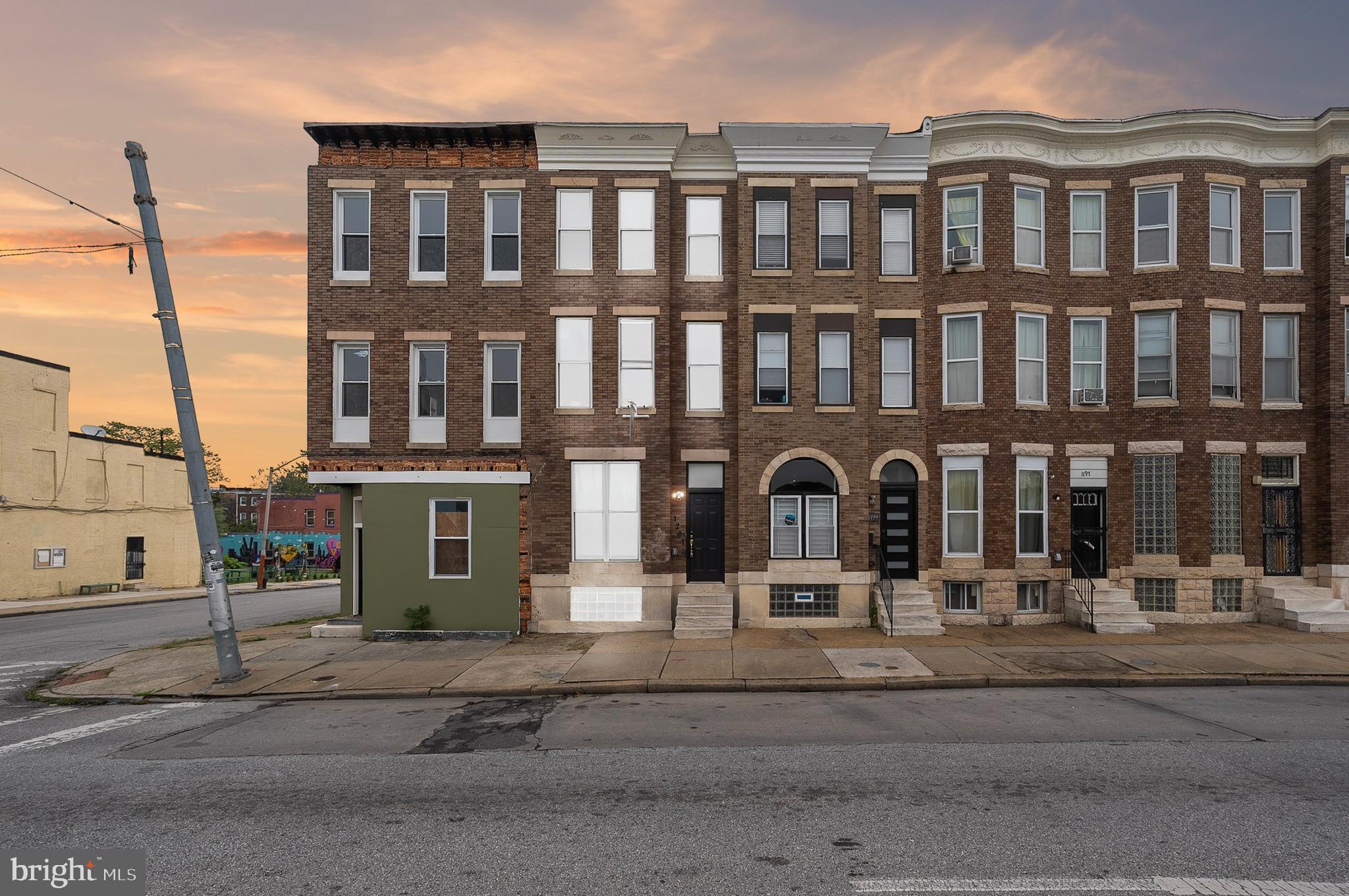 SANDTOWN-WINCHESTER - Residential