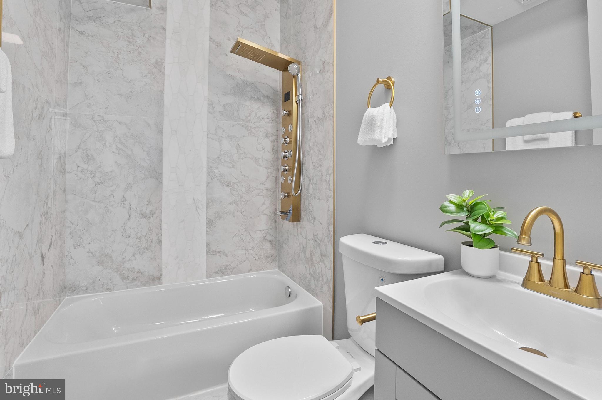 SANDTOWN-WINCHESTER - Residential