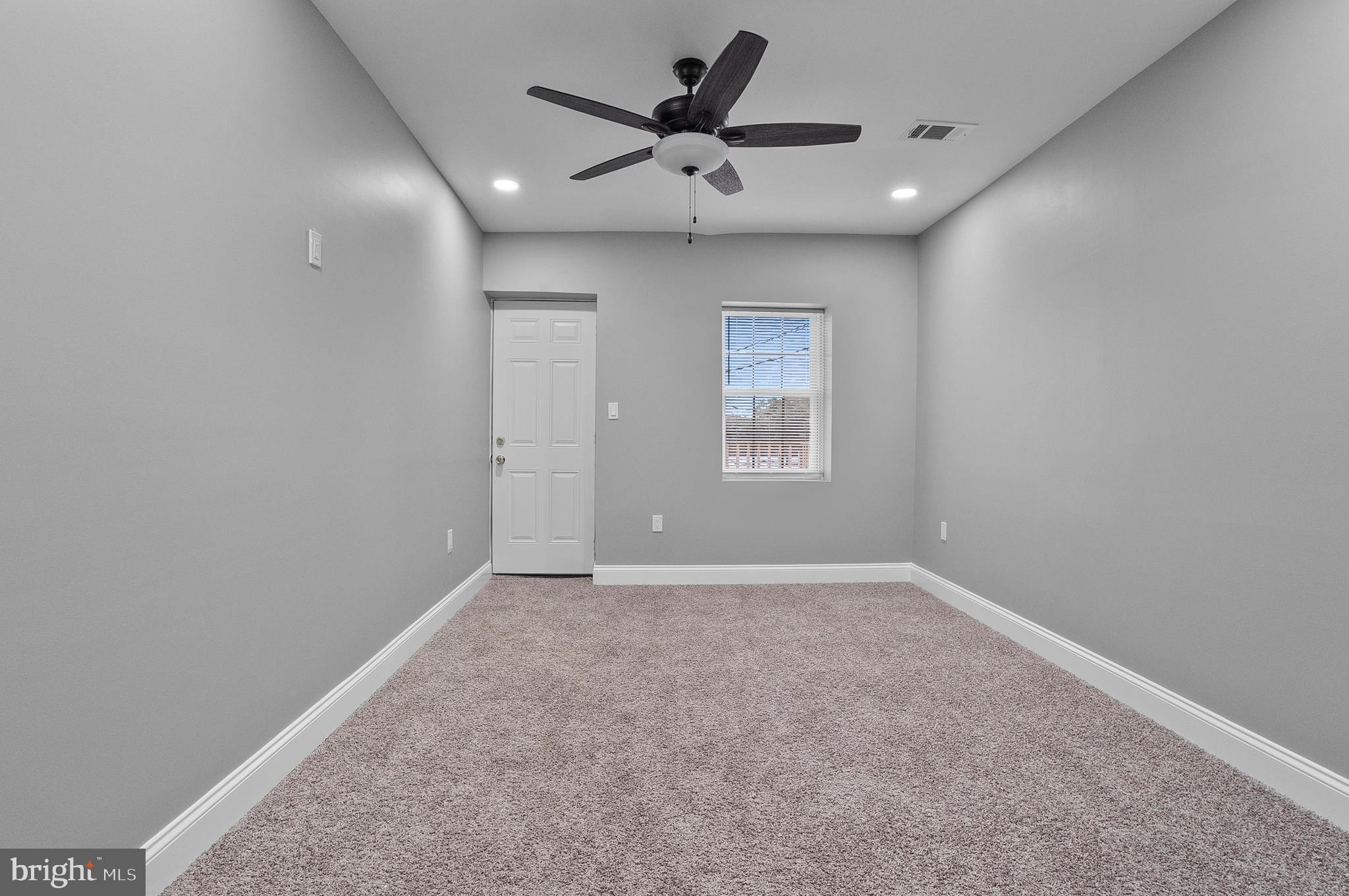 SANDTOWN-WINCHESTER - Residential