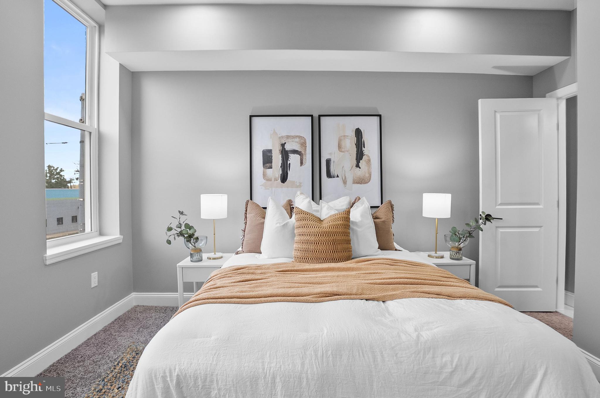 SANDTOWN-WINCHESTER - Residential