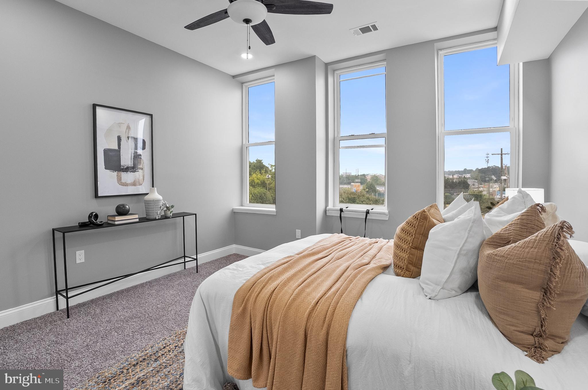 SANDTOWN-WINCHESTER - Residential