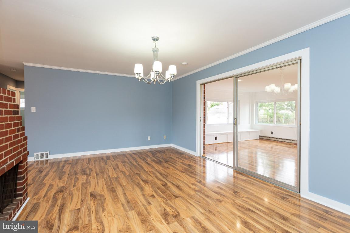 SPRINGFIELD - Residential