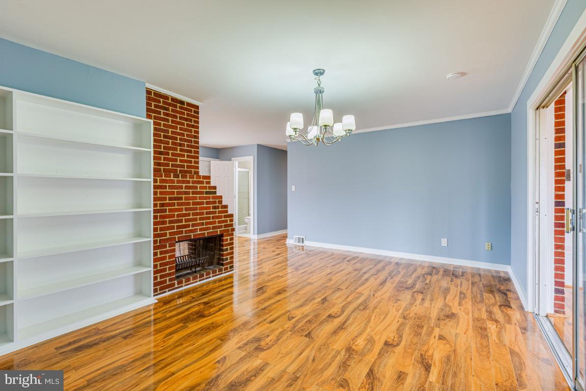 SPRINGFIELD - Residential