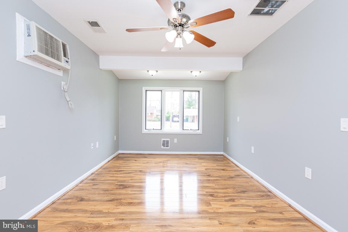 SPRINGFIELD - Residential