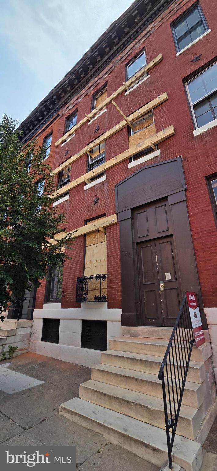 MOUNT VERNON - Commercial Sale