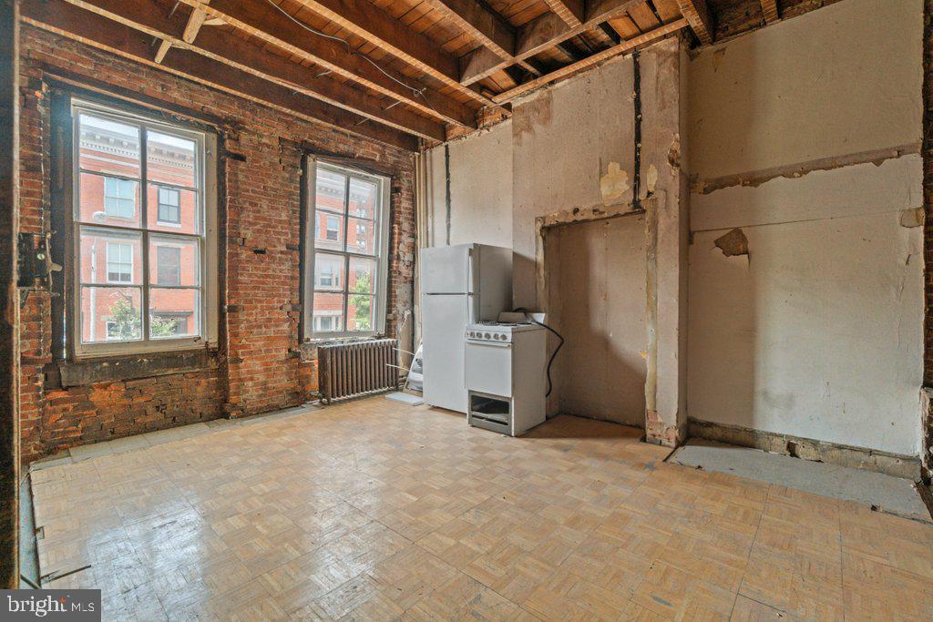 MOUNT VERNON - Commercial Sale