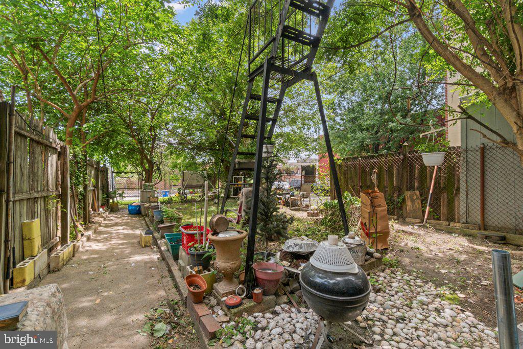 MOUNT VERNON - Commercial Sale