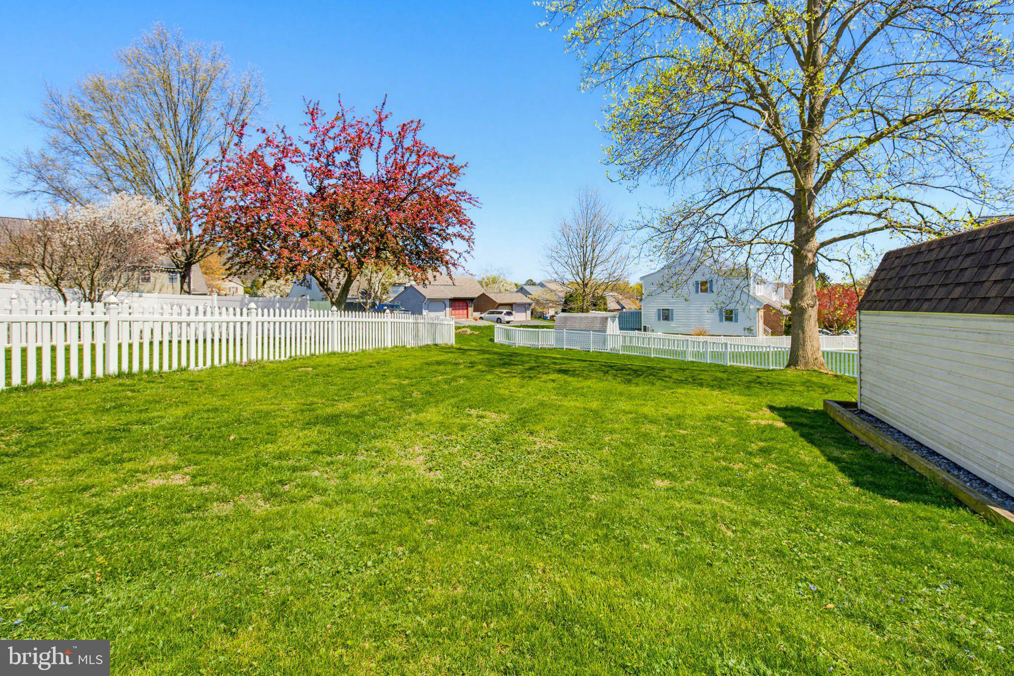 SUMMIT HILLS - Residential