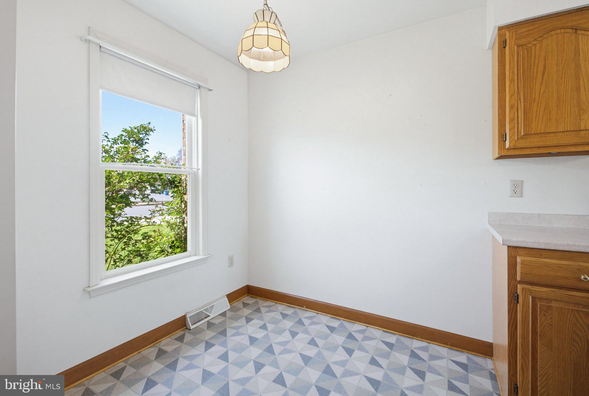 SUMMIT HILLS - Residential