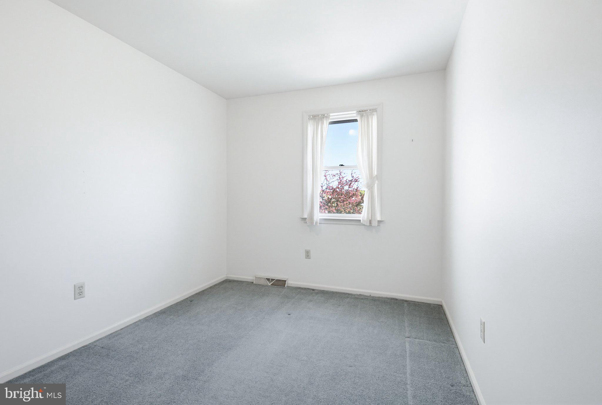 SUMMIT HILLS - Residential