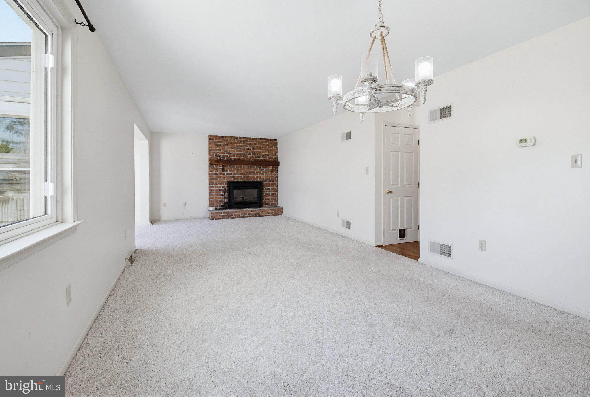 SUMMIT HILLS - Residential