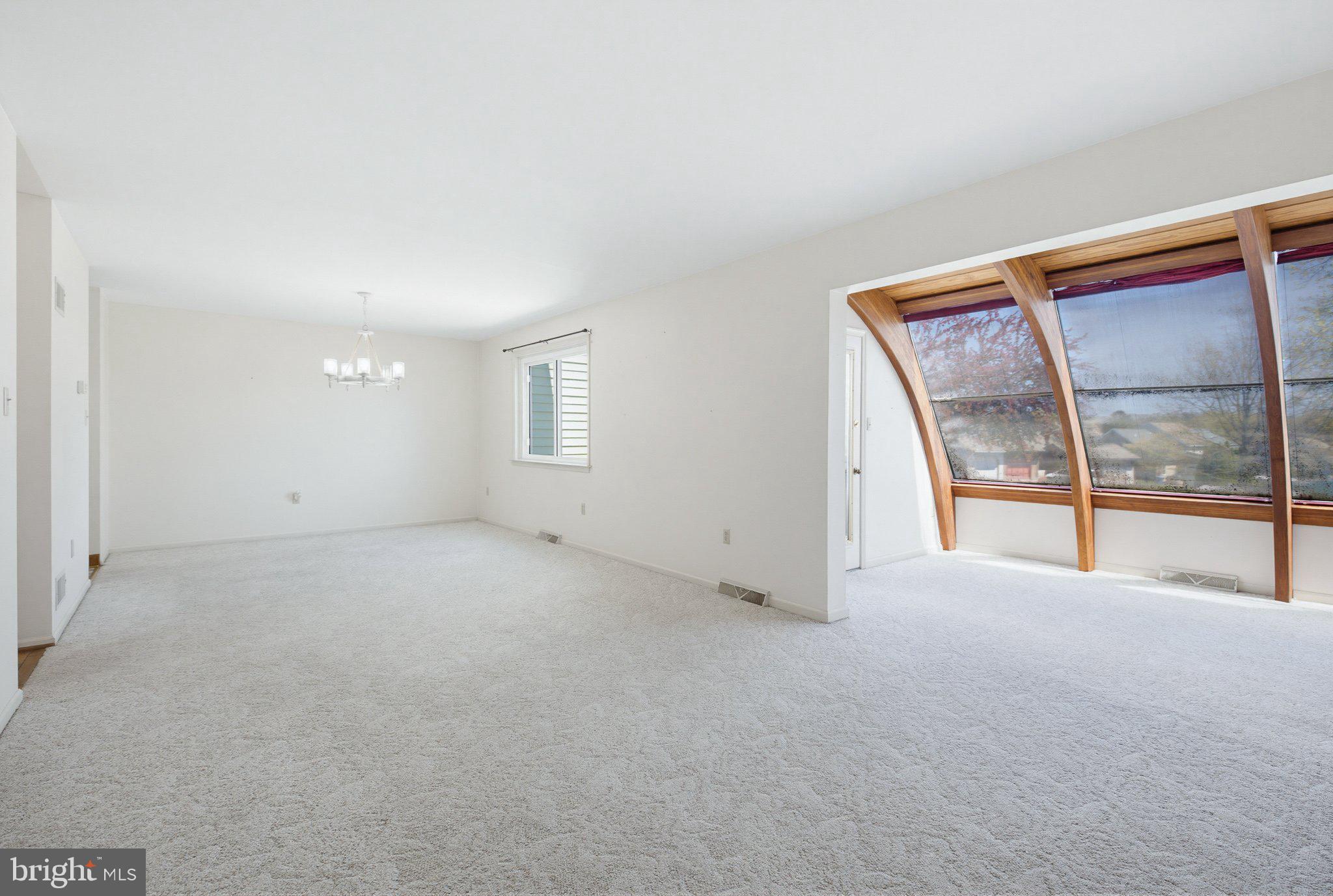 SUMMIT HILLS - Residential