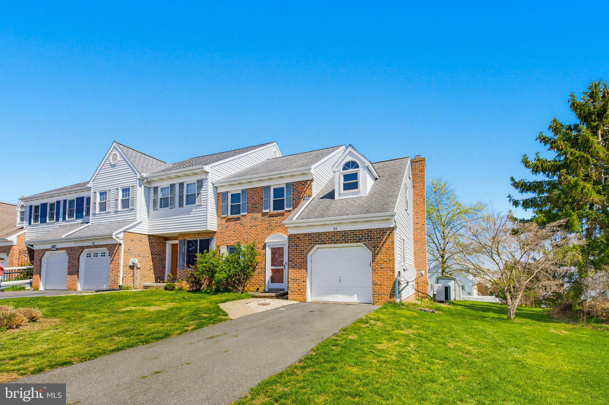 SUMMIT HILLS - Residential