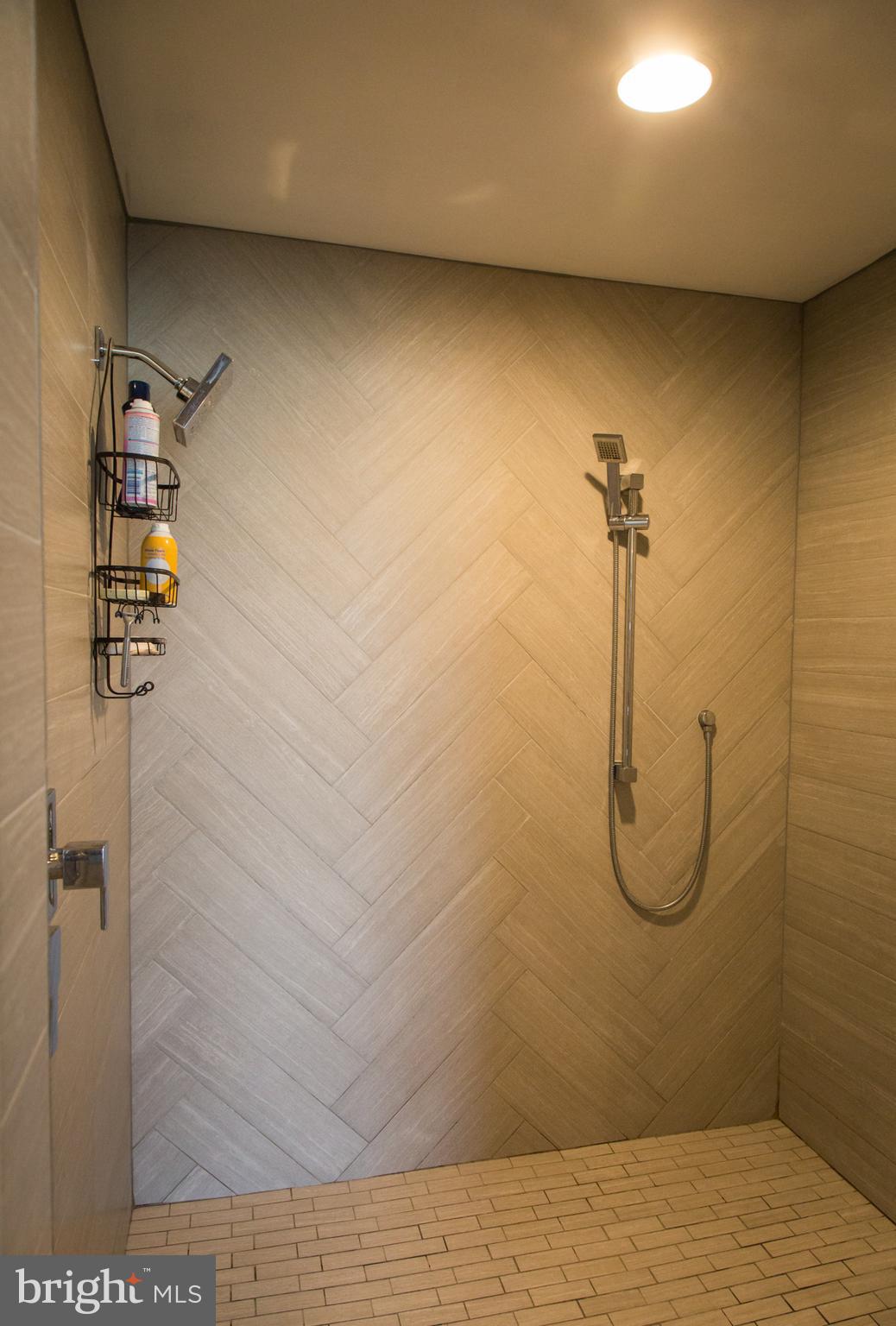 STONEHENGE RESERVE - Residential