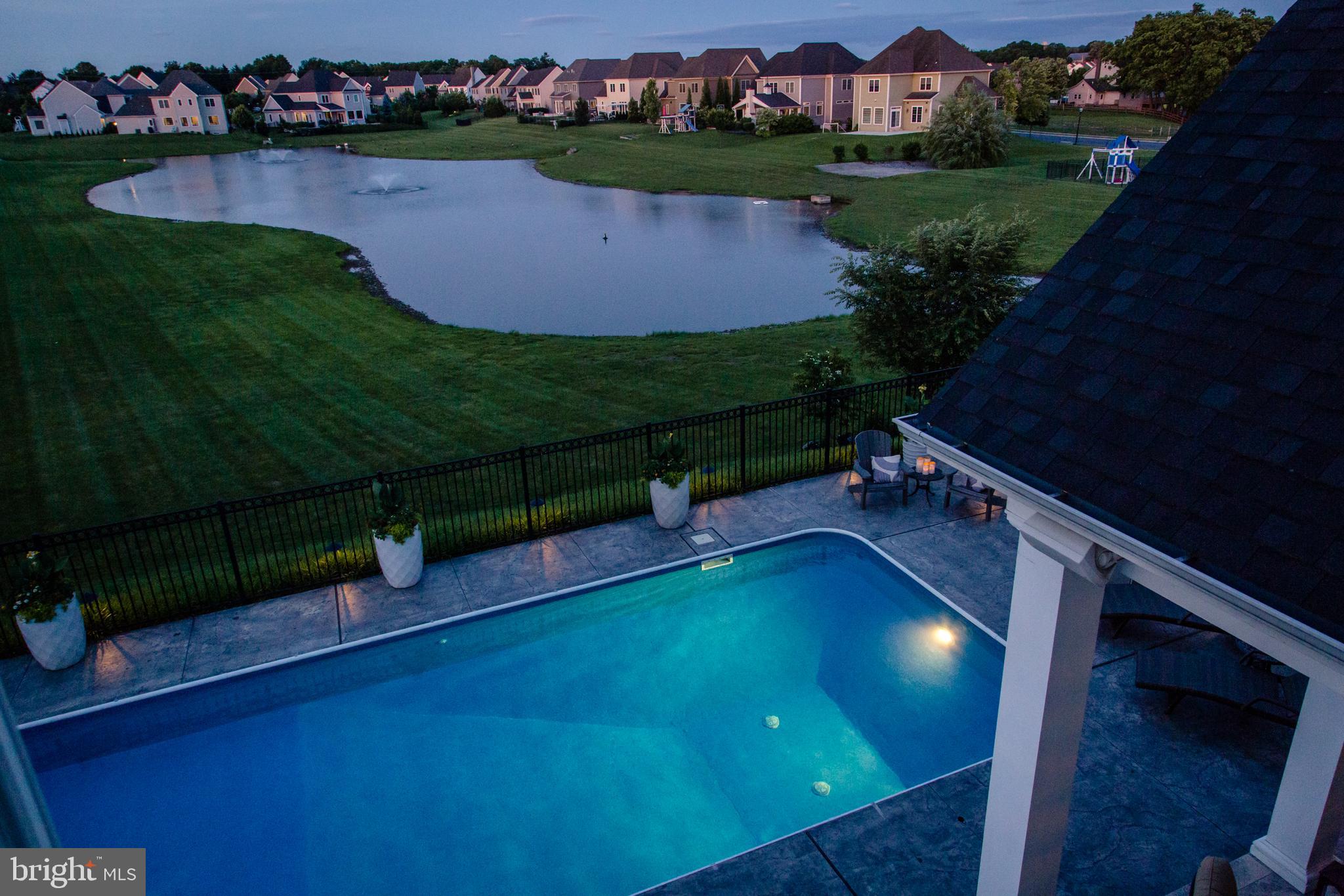 STONEHENGE RESERVE - Residential