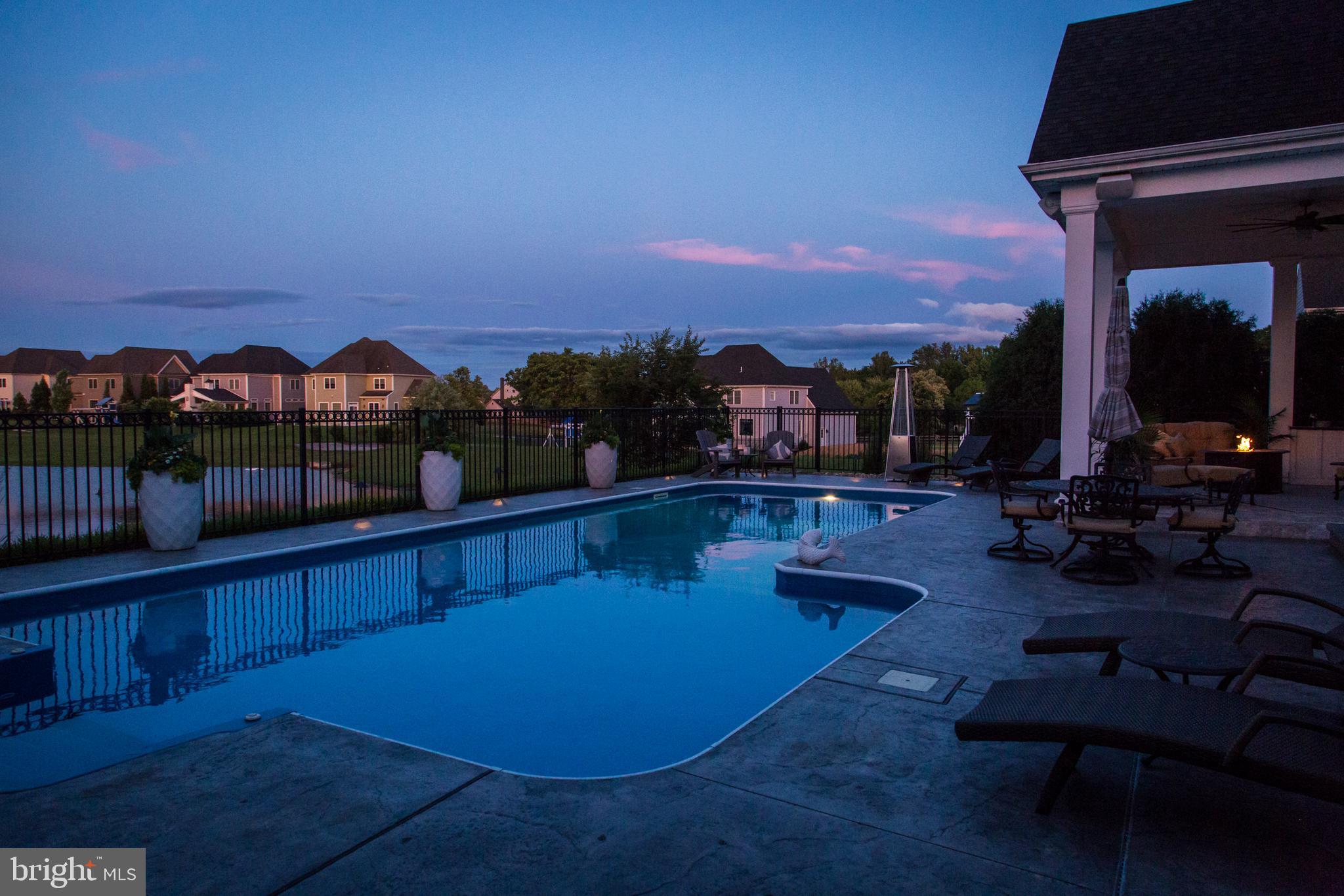 STONEHENGE RESERVE - Residential