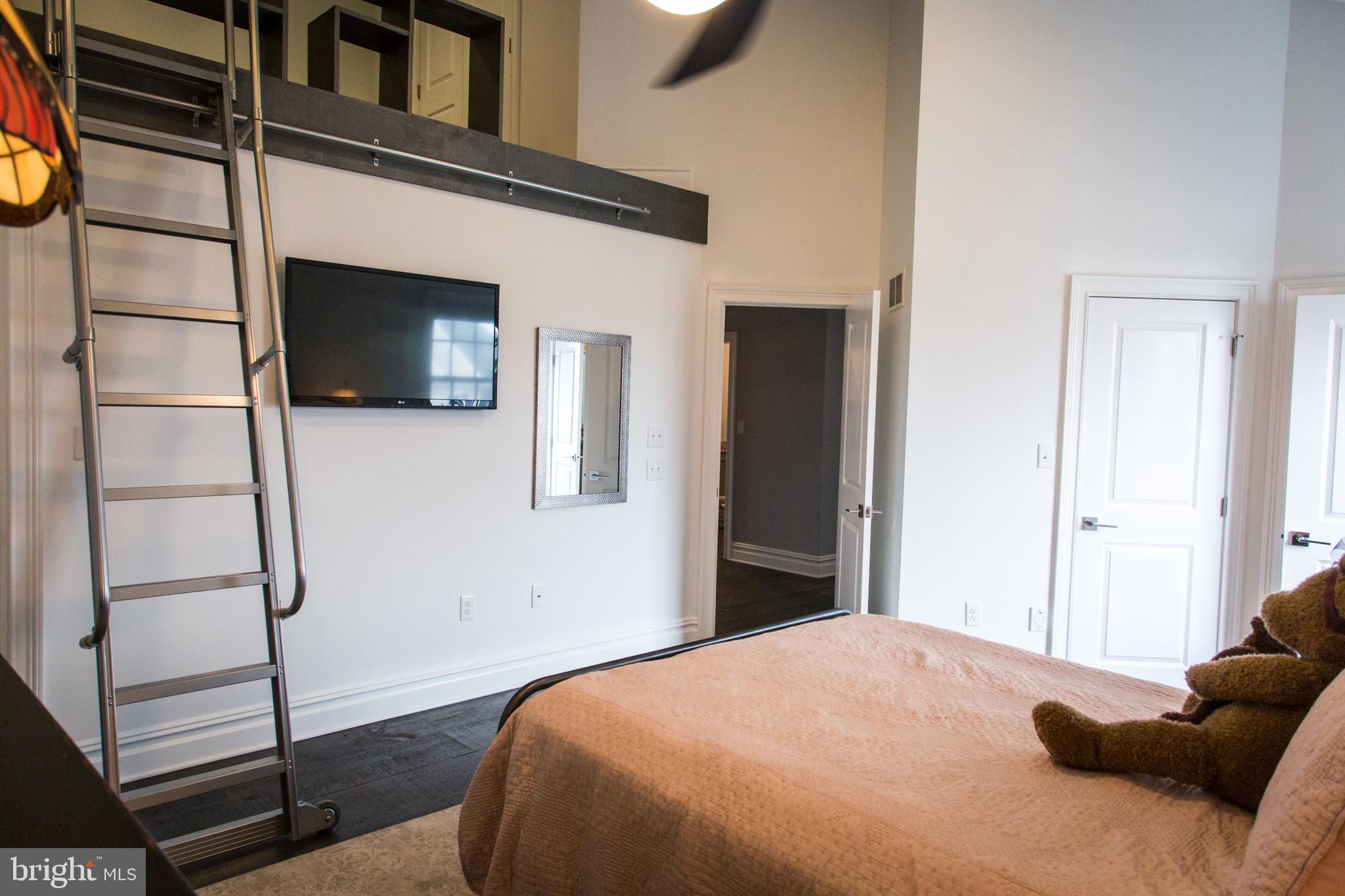 STONEHENGE RESERVE - Residential