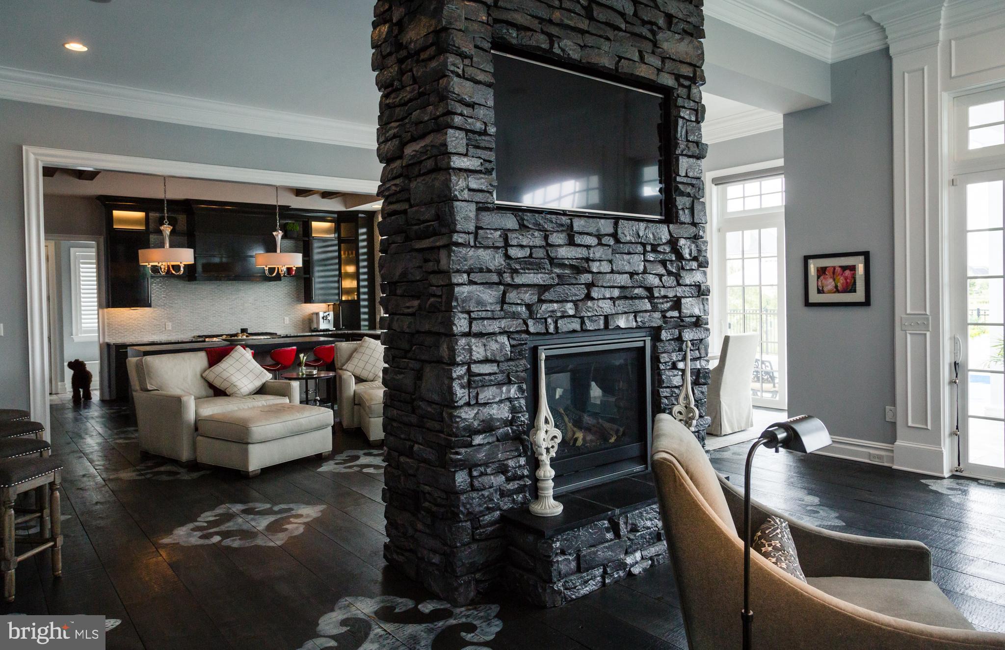 STONEHENGE RESERVE - Residential