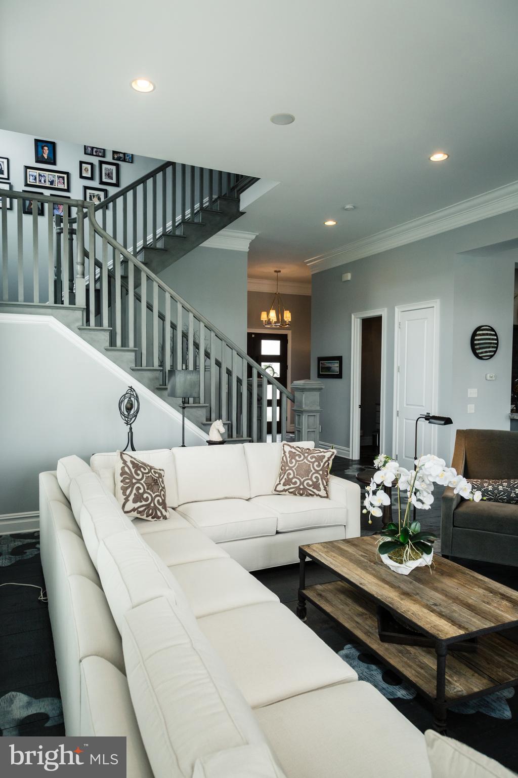 STONEHENGE RESERVE - Residential