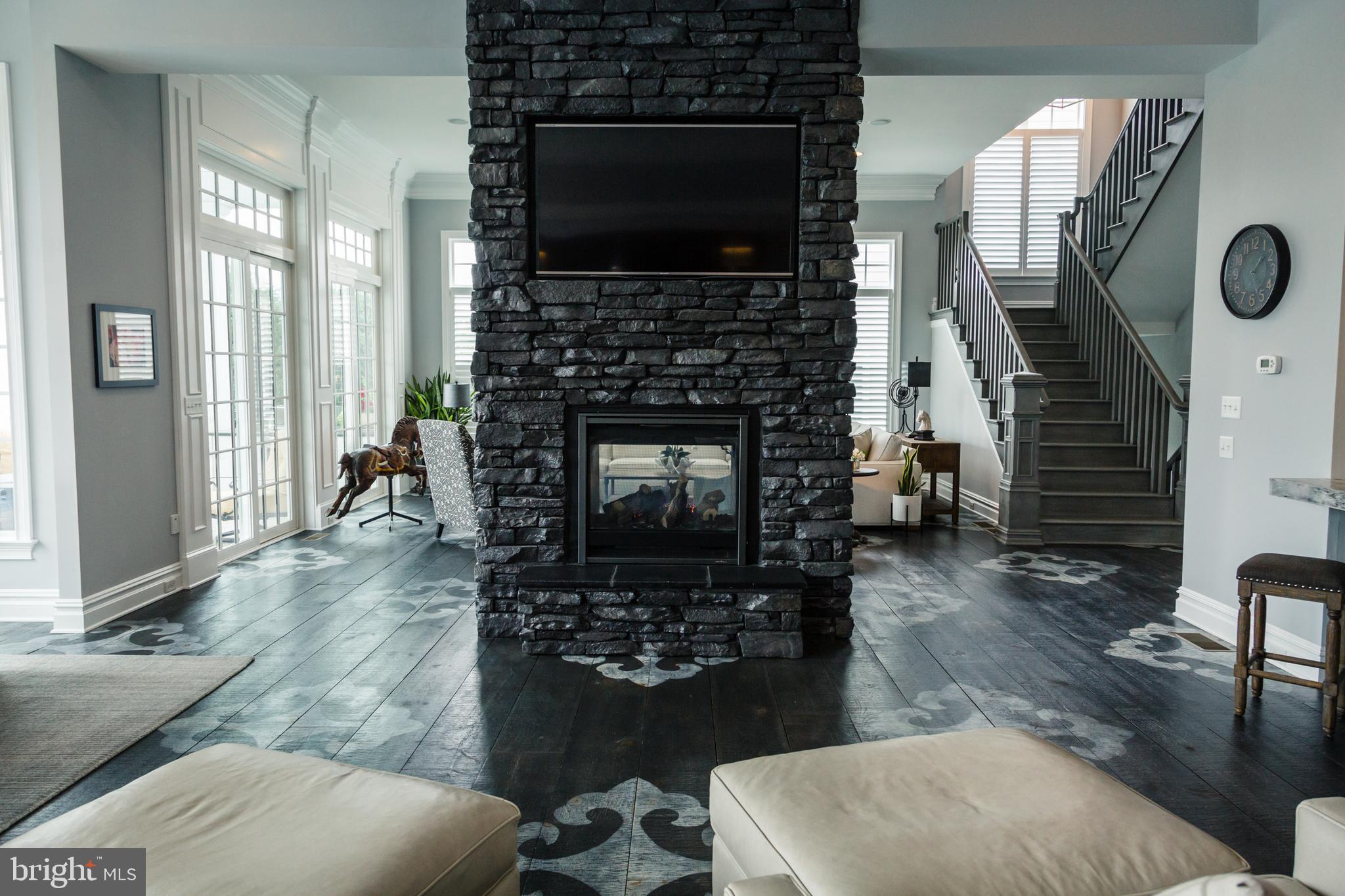 STONEHENGE RESERVE - Residential