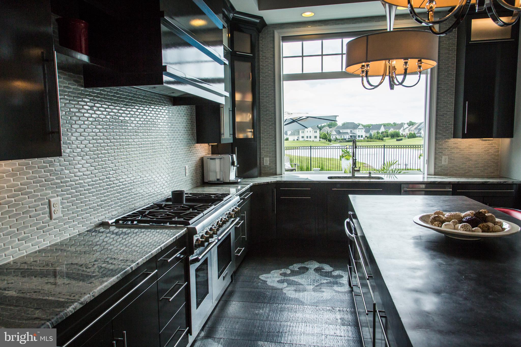 STONEHENGE RESERVE - Residential