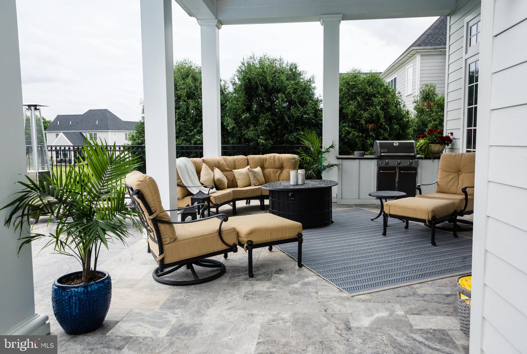 STONEHENGE RESERVE - Residential