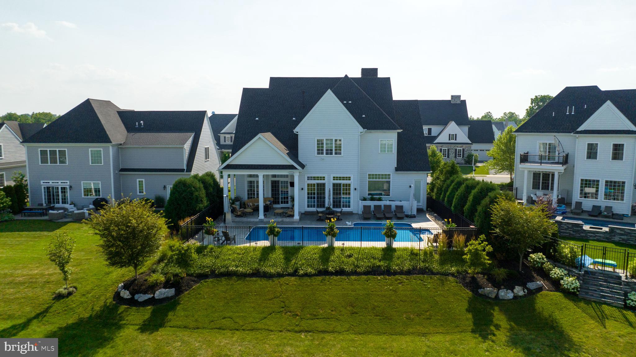 STONEHENGE RESERVE - Residential