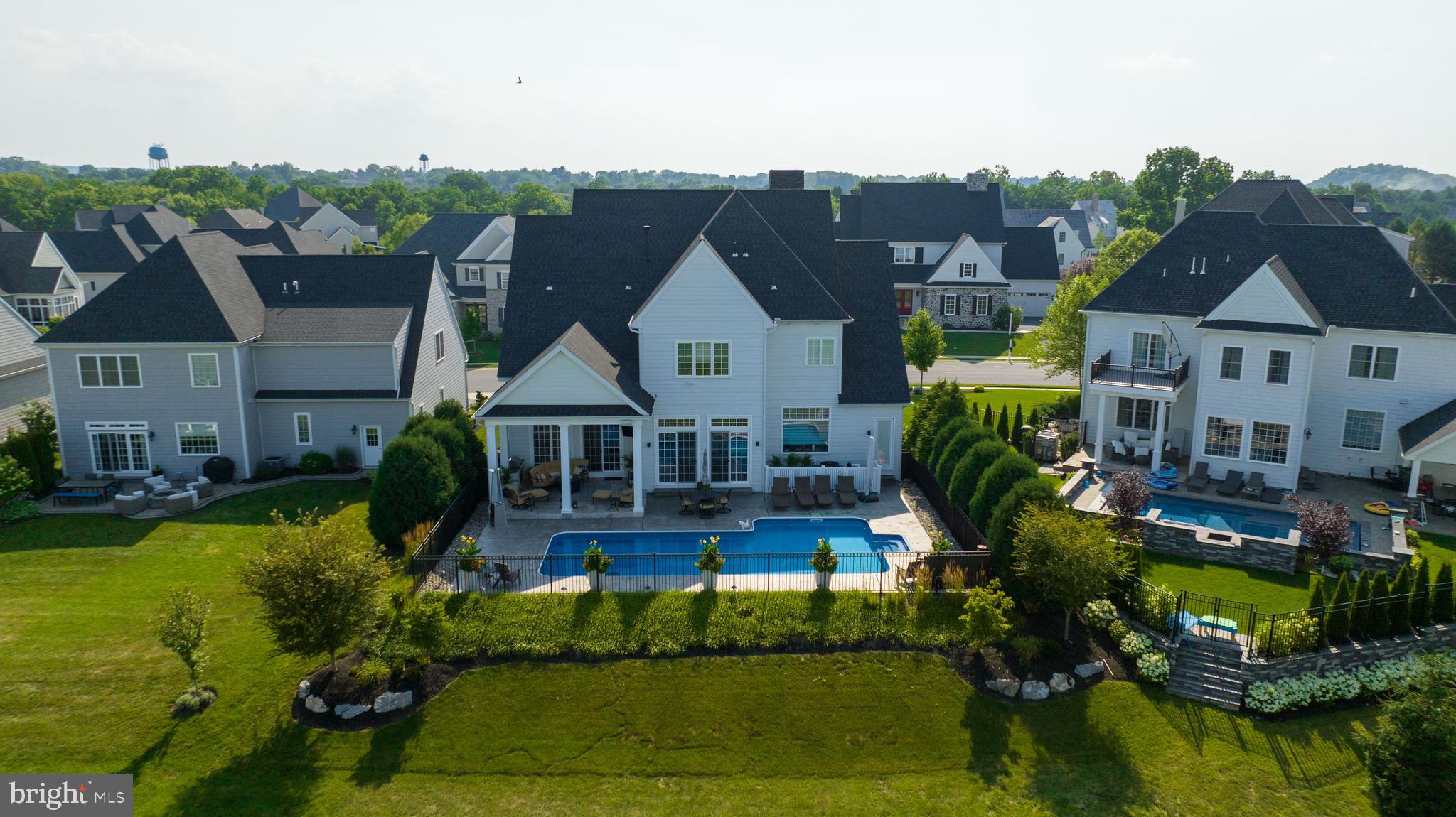 STONEHENGE RESERVE - Residential