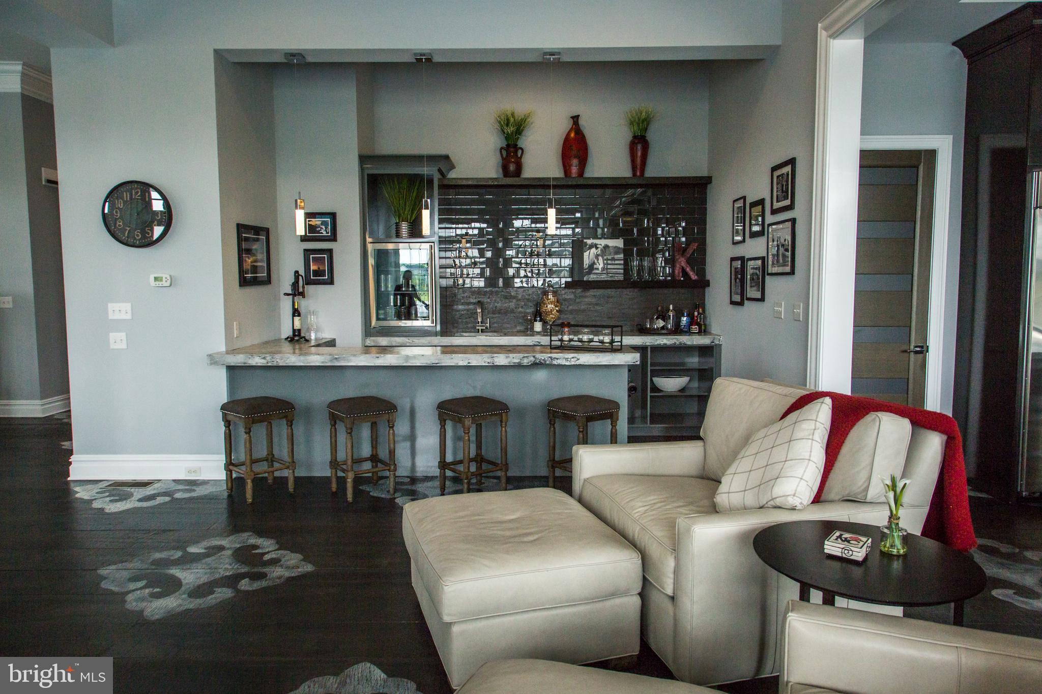 STONEHENGE RESERVE - Residential