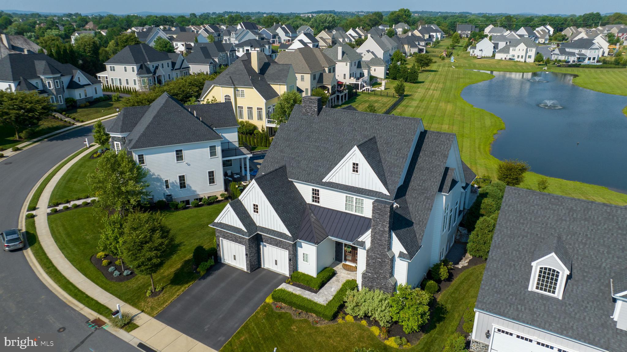 STONEHENGE RESERVE - Residential