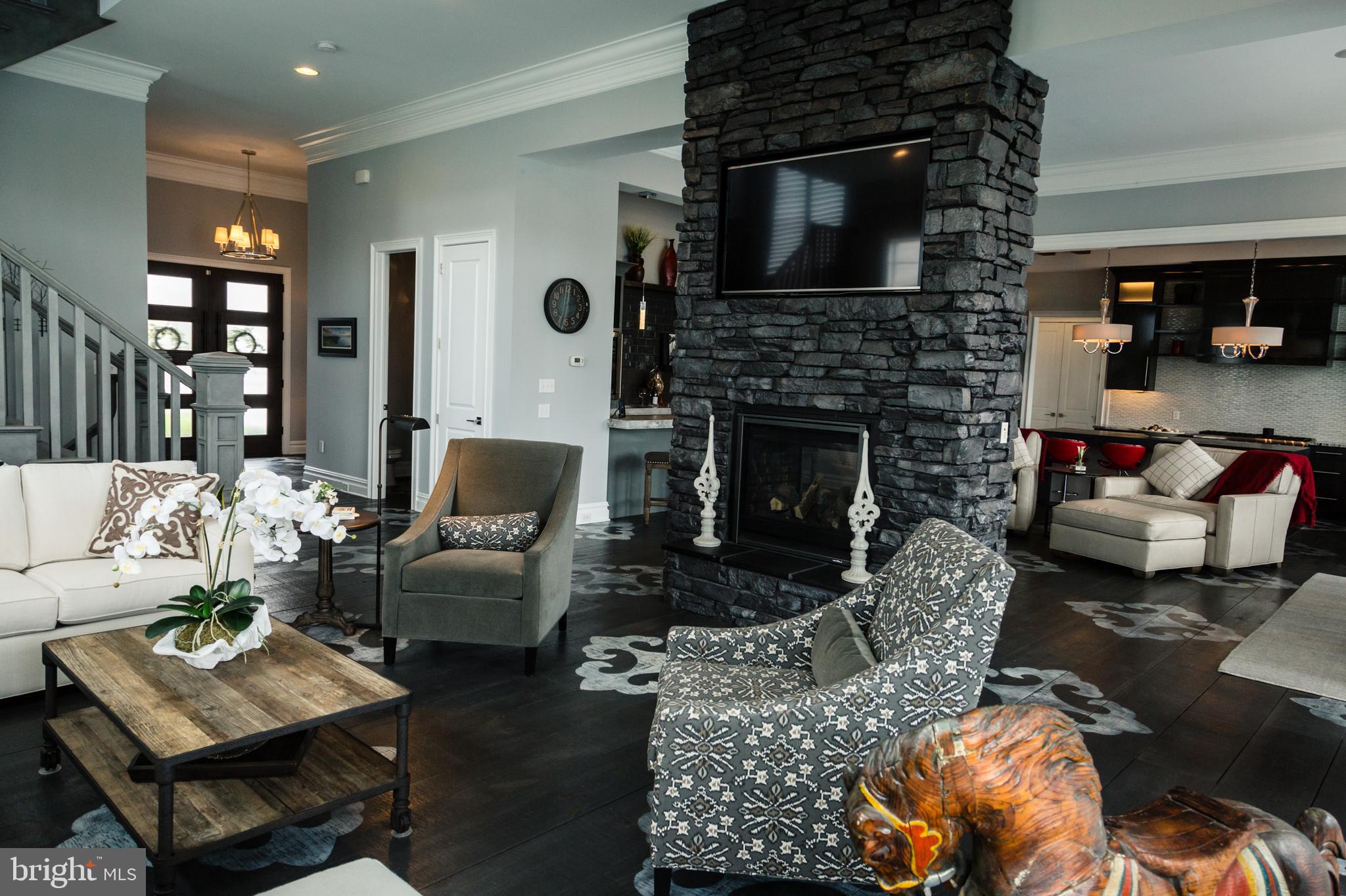 STONEHENGE RESERVE - Residential