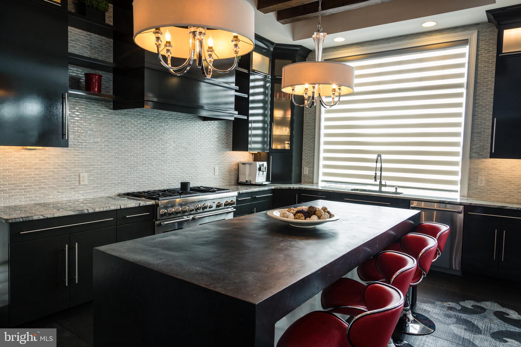 STONEHENGE RESERVE - Residential