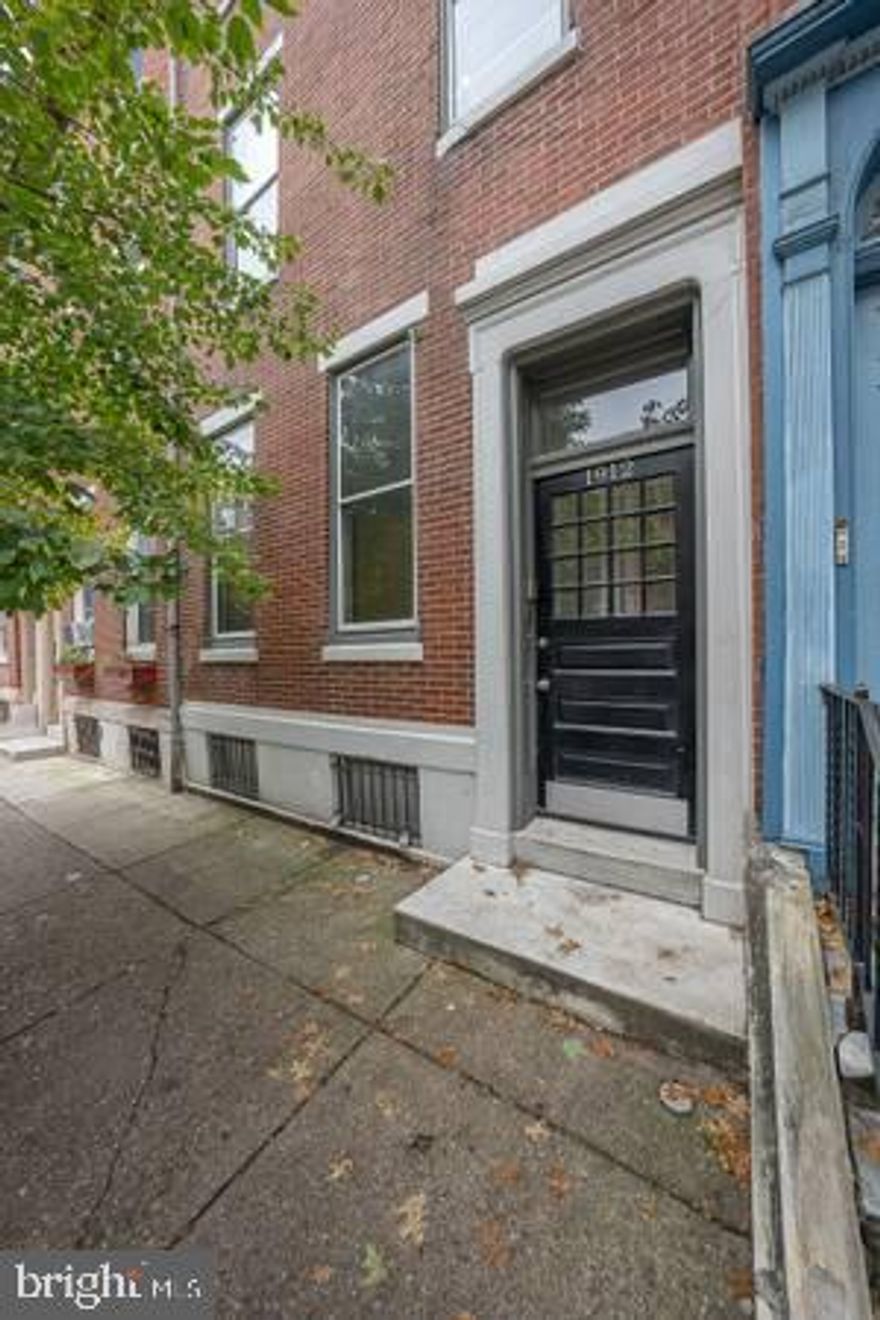 Fantastic and spacious bi-level 2 bedroom/2 bathroom apartment available for rent located in a boutique building in the heart of Rittenhouse Square! Huge private brick paved garden!  First, last and one month's security deposit are due at lease signing. $50 application fee per applicant.