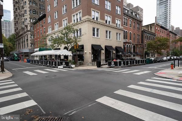 RITTENHOUSE SQUARE - Residential Lease