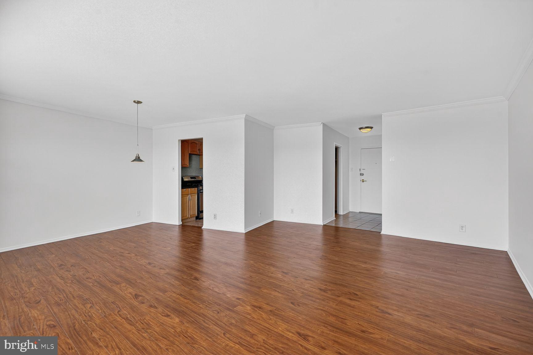PARKSIDE PLAZA CODM - Residential