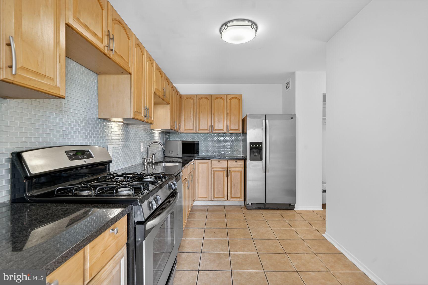 PARKSIDE PLAZA CODM - Residential