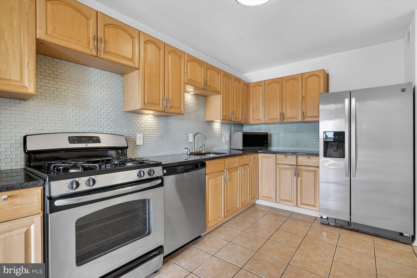 PARKSIDE PLAZA CODM - Residential